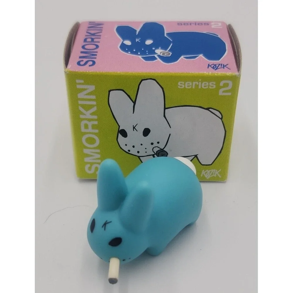 Kidrobot SMORKIN'‎ LABBIT Series 2 LIGHT BLUE Mini Vinyl Figure 1.5